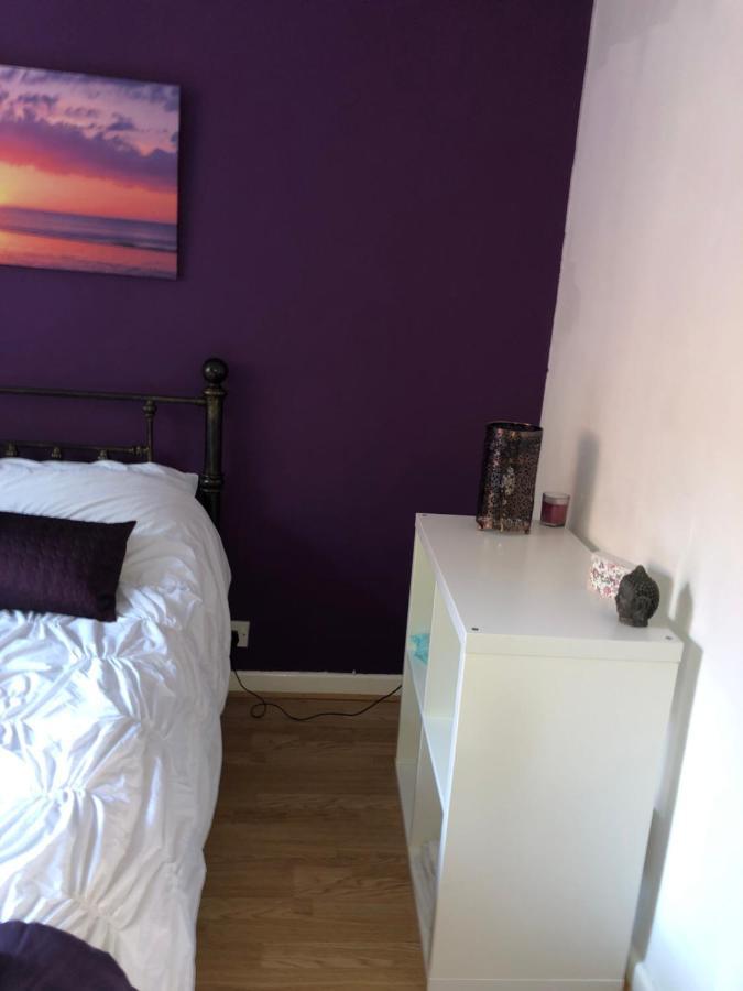 Home From Home, Close To Redditch Hospital Abb Экстерьер фото