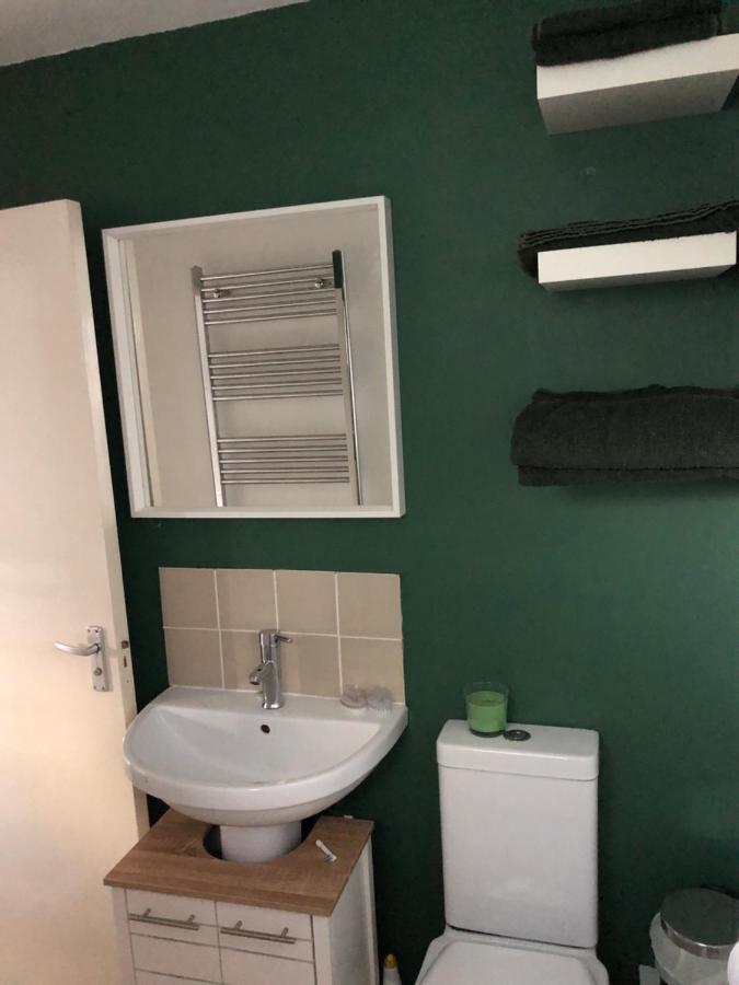 Home From Home, Close To Redditch Hospital Abb Экстерьер фото