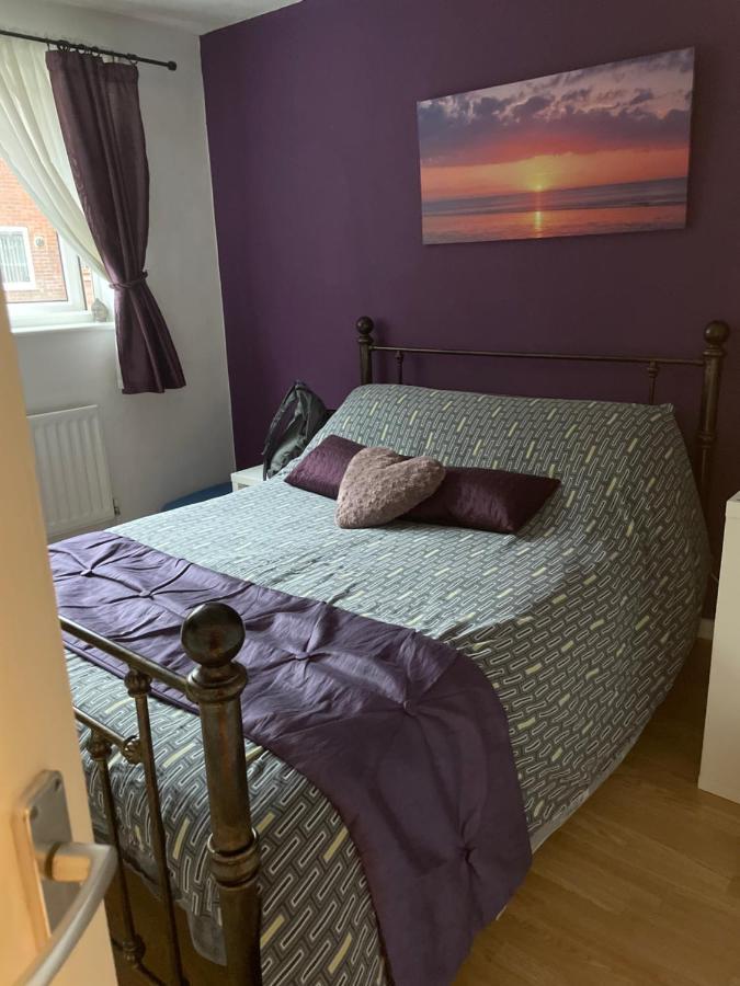 Home From Home, Close To Redditch Hospital Abb Экстерьер фото